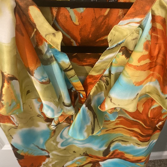 Essentials colorful floral tropical costal button up designer Blouse - Picture 9 of 13